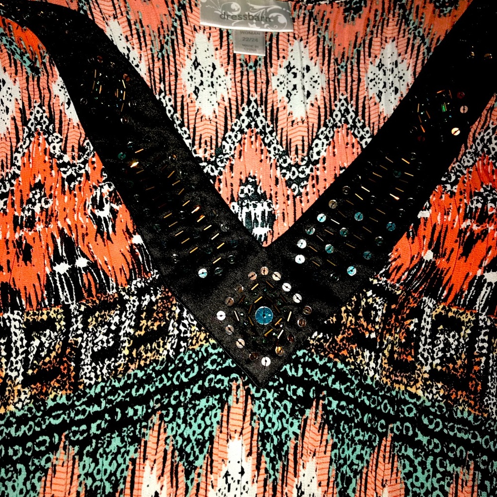 Beautiful 22-24 Women’s Blouse.